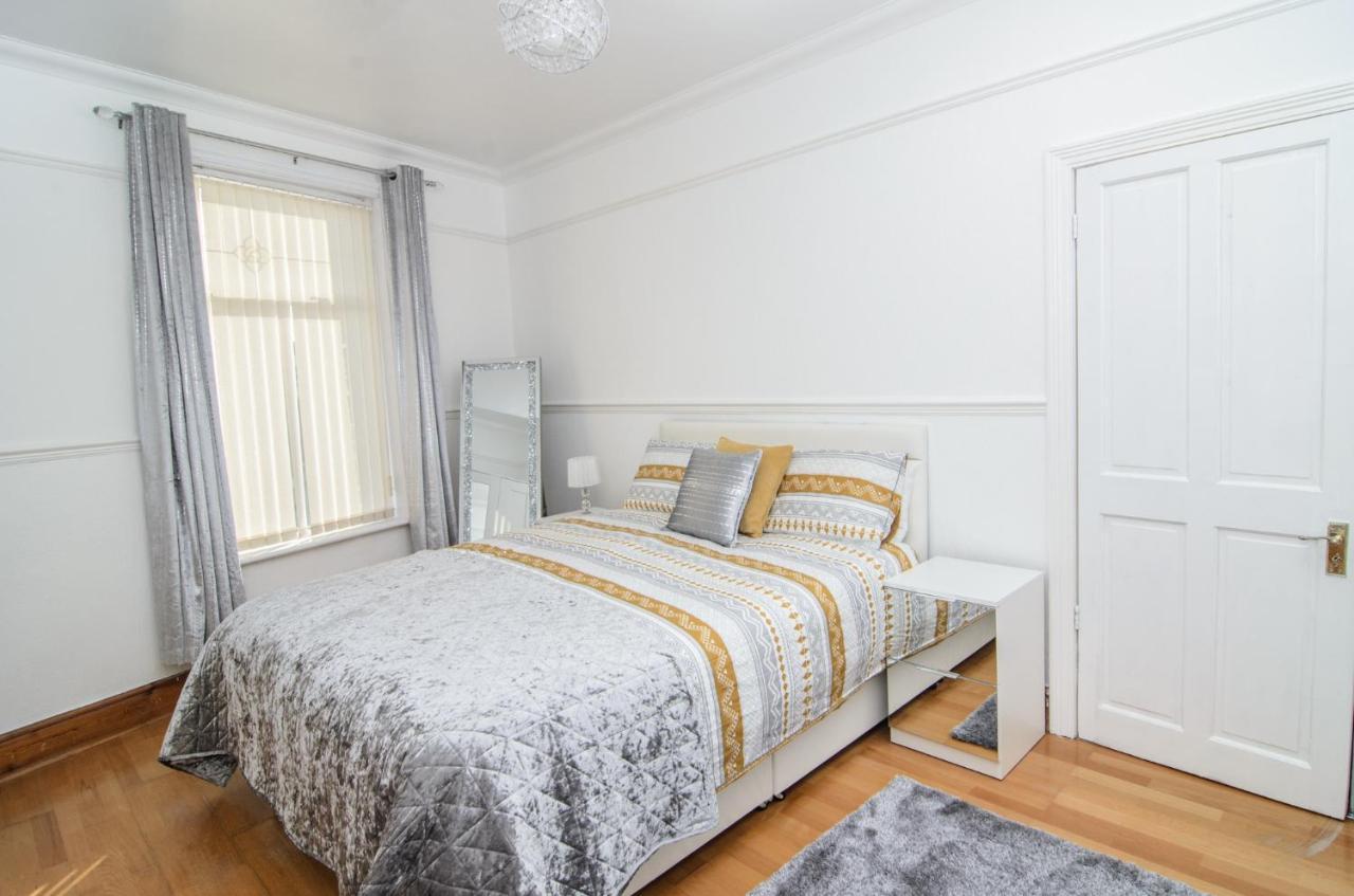 Willa Riverpool - Elegant House 1 Minute Walk To Anfield Stadium Liverpool Zewnętrze zdjęcie
